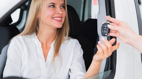 Cómo elegir el coche de renting adecuado para tu negocio