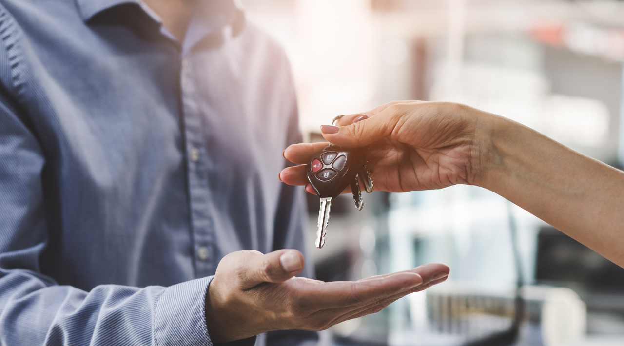 Vers qui se tourner pour acheter un véhicule électrique en LOA ou en LLD ?